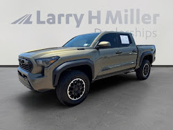 2026 Toyota Tacoma 4WD TRD Off Road Hybrid